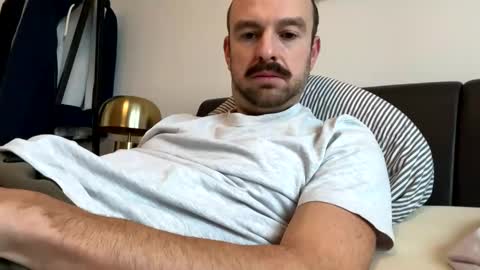 Snapshot of edge_guy chatting on 01-27-25, 12:37 edge_guy online show from 01-27-25, 12:37