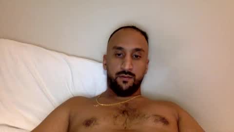 Snapshot of edgeuk1 chatting on 09-11-25, 07:25 edgeuk1 online show from 09-11-25, 07:25