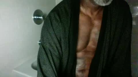 Snapshot of edgingdaddy chatting on 07-01-26, 11:34 Dad online show from 07-01-26, 11:34
