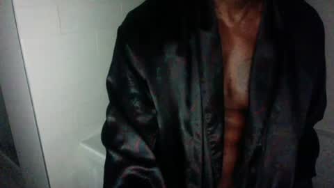 Snapshot of edgingdaddy chatting on 07-12-26, 11:23 Dad online show from 07-12-26, 11:23