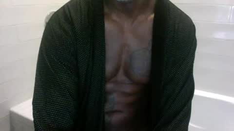 Snapshot of edgingdaddy chatting on 07-15-26, 12:10 Dad online show from 07-15-26, 12:10