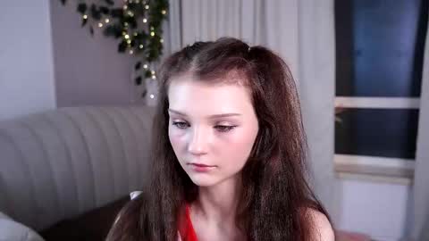 Lisa  online show from 03-19-26, 12:25