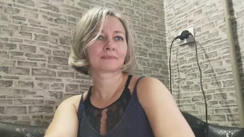 Snapshot of edithmanning chatting on 12-25-24, 08:07 edithmanning online show from 12-25-24, 08:07