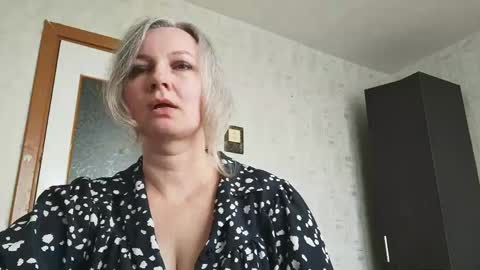 edithmanning online show from 05-21-26, 06:09