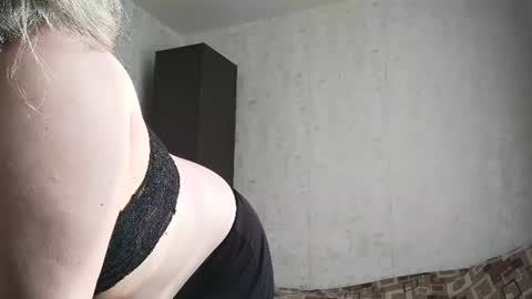 Snapshot of edithmanning chatting on 07-05-26, 05:09 edithmanning online show from 07-05-26, 05:09