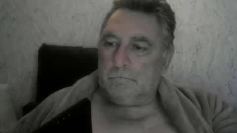 Snapshot of edje59a chatting on 02-09-26, 12:25 Eddy online show from 02-09-26, 12:25