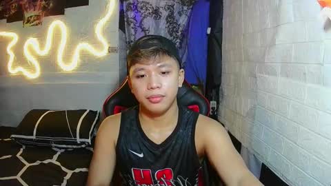 urasian chub online show from 11-06-25, 08:21