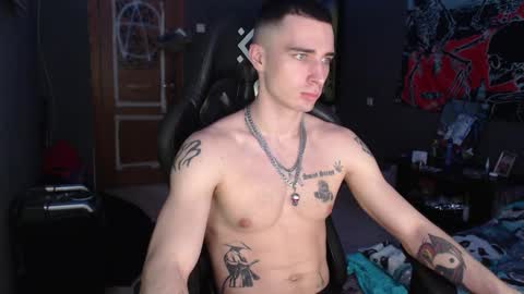 Eduar online show from 12-21-25, 12:56