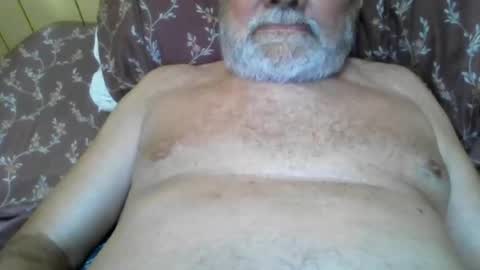 Snapshot of edwalters chatting on 07-07-26, 07:34 Eddie online show from 07-07-26, 07:34