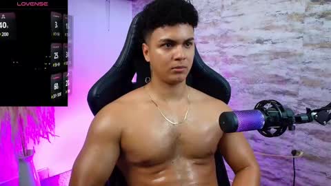 Snapshot of edward__clarck chatting on 01-28-25, 07:11 EDWARD CLARCK online show from 01-28-25, 07:11