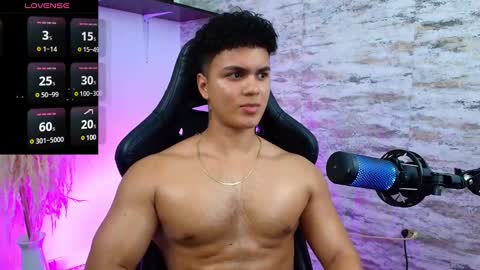 Snapshot of edward__clarck chatting on 01-31-25, 08:01 EDWARD CLARCK online show from 01-31-25, 08:01