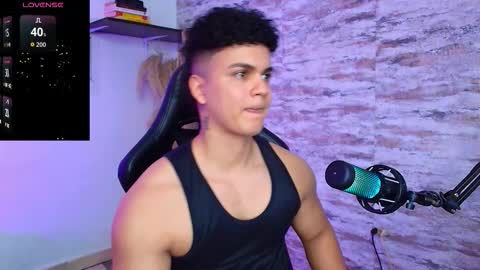 Snapshot of edward__clarck chatting on 12-14-25, 04:23 EDWARD CLARCK online show from 12-14-25, 04:23