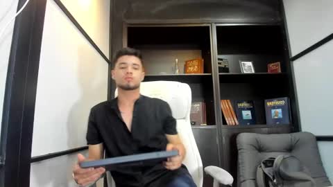 Edward Ross online show from 03-07-25, 07:38