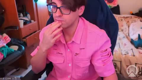 Alex online show from 05-21-26, 02:02