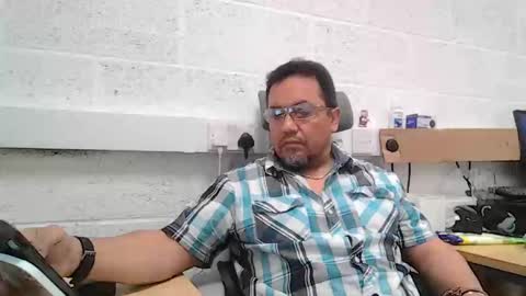 EdM online show from 04-14-26, 09:37