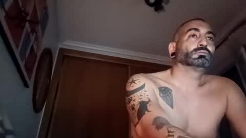 eemmee708927 online show from 11-18-25, 12:38