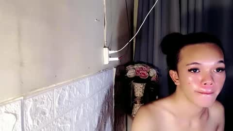 Snapshot of eeykamaliit chatting on 12-02-24, 02:09 Pia online show from 12-02-24, 02:09