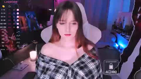 Effie online show from 11-20-25, 10:48