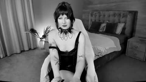 Mistress Effie online show from 05-09-26, 03:17