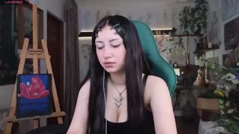 effiemeowley online show from 06-12-26, 08:02