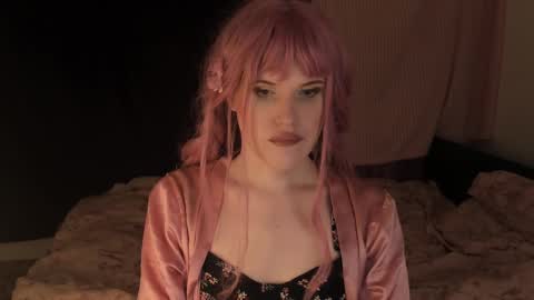 Effie Mur online show from 12-26-24, 03:20