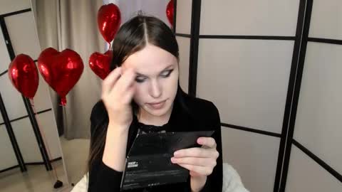 Effie Mur online show from 02-10-26, 10:41