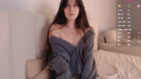 Snapshot of effsweet chatting on 11-16-25, 06:46 Eff online show from 11-16-25, 06:46