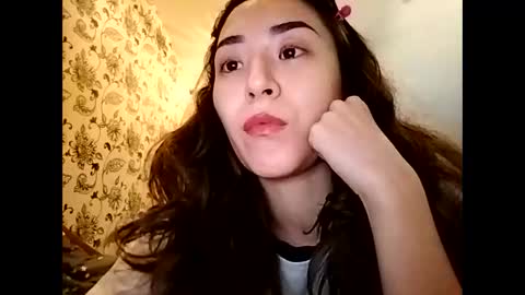 Snapshot of effy007 chatting on 09-12-25, 04:29 Effy online show from 09-12-25, 04:29