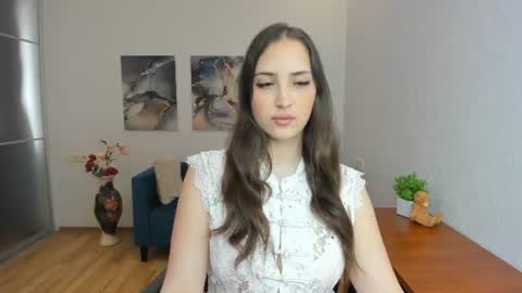 Snapshot of effy_royse chatting on 06-26-26, 06:29 Effy Royse online show from 06-26-26, 06:29