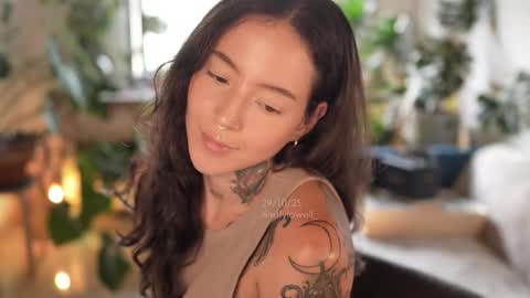 Effy online show from 10-29-25, 04:53