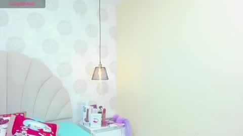  E F F Y  online show from 01-04-25, 07:02