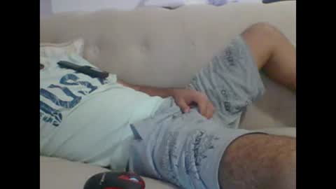 Snapshot of egyman2022 chatting on 01-07-25, 07:06 Im momo 35 Egyptian at Dubai online show from 01-07-25, 07:06