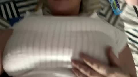 Snapshot of egyptiancottxn chatting on 02-10-25, 06:31 Egyptiancottxn online show from 02-10-25, 06:31