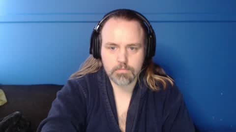 Snapshot of ehmac84 chatting on 03-11-25, 03:12 Eh Mac online show from 03-11-25, 03:12