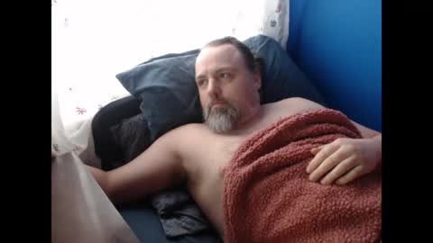 Snapshot of ehmac84 chatting on 05-03-26, 04:02 Eh Mac online show from 05-03-26, 04:02