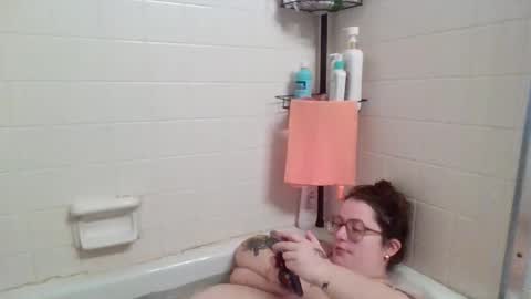 eilidh 3 online show from 12-22-25, 09:56