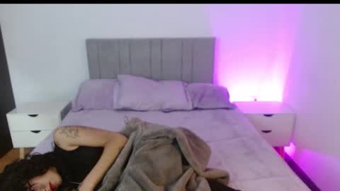 eilynro7 online show from 01-15-26, 02:49