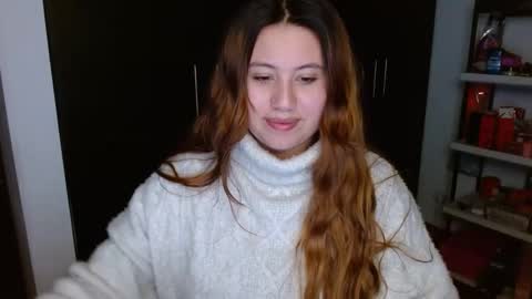 EIMY   MODEL INDEPENDENT online show from 12-02-24, 04:42