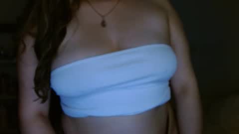 EIMY   MODEL INDEPENDENT online show from 10-05-25, 05:50