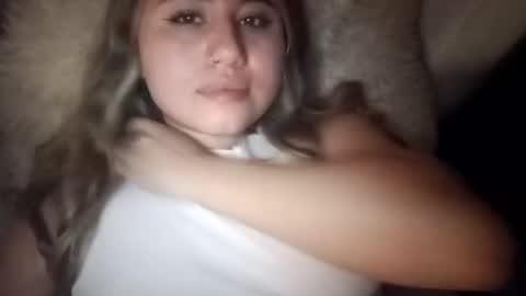 EIMY   MODEL INDEPENDENT online show from 02-20-26, 06:19