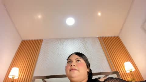 Eimy  online show from 04-18-26, 05:11