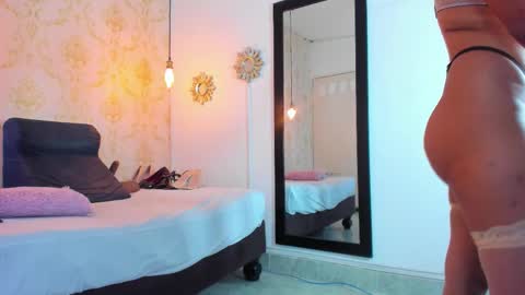 Eimy online show from 09-13-25, 08:52