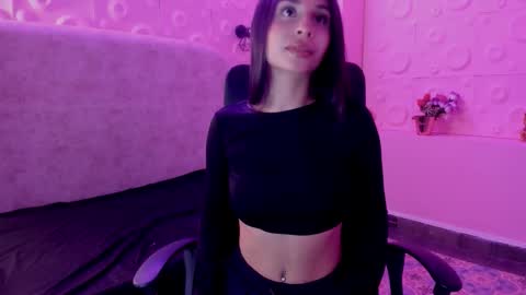 Eimy rose online show from 03-10-26, 09:31