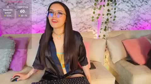 eimy_rosse18 online show from 10-25-25, 12:56