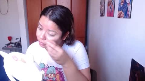 eimy_saenzz online show from 11-21-25, 03:00