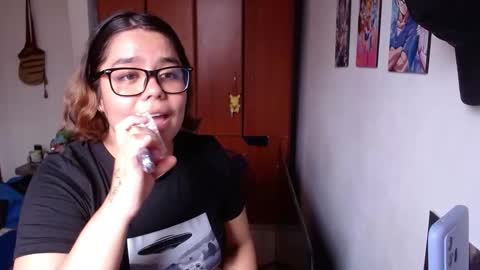 eimy_saenzz online show from 02-24-26, 05:44