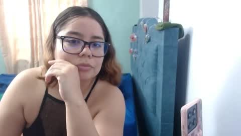 Snapshot of eimy_saenzz chatting on 05-31-26, 04:14 eimy_saenzz online show from 05-31-26, 04:14