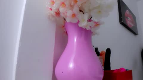 eimy online show from 01-18-26, 01:04