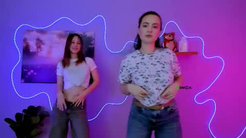 Snapshot of eira_mouse chatting on 03-01-26, 10:06 Sweet Eira online show from 03-01-26, 10:06