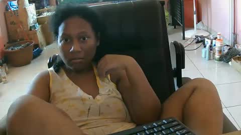 Eirondra Valeen online show from 10-08-25, 01:53